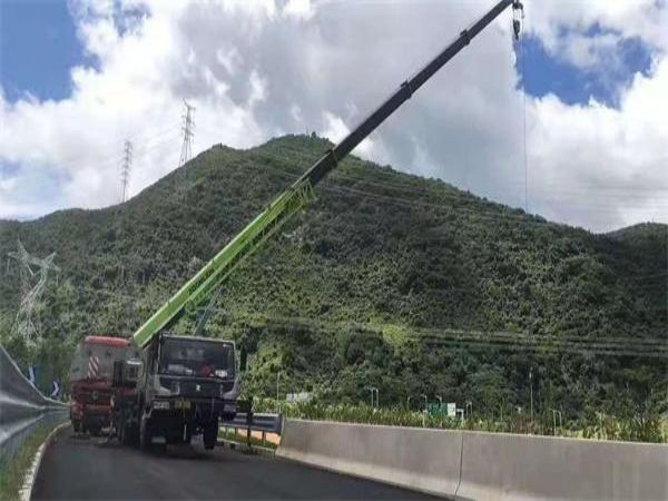 德州开发区吊车租赁公司_吊车的使用应该注意润滑油的使用